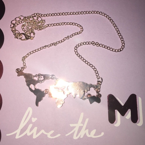 LAST CHANCE Travel World Map Golden Cable Chain - Picture 2 of 4